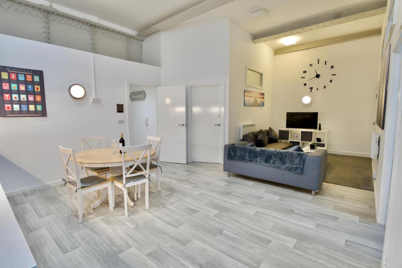 City Loft Apartment Coventry Bagian luar foto