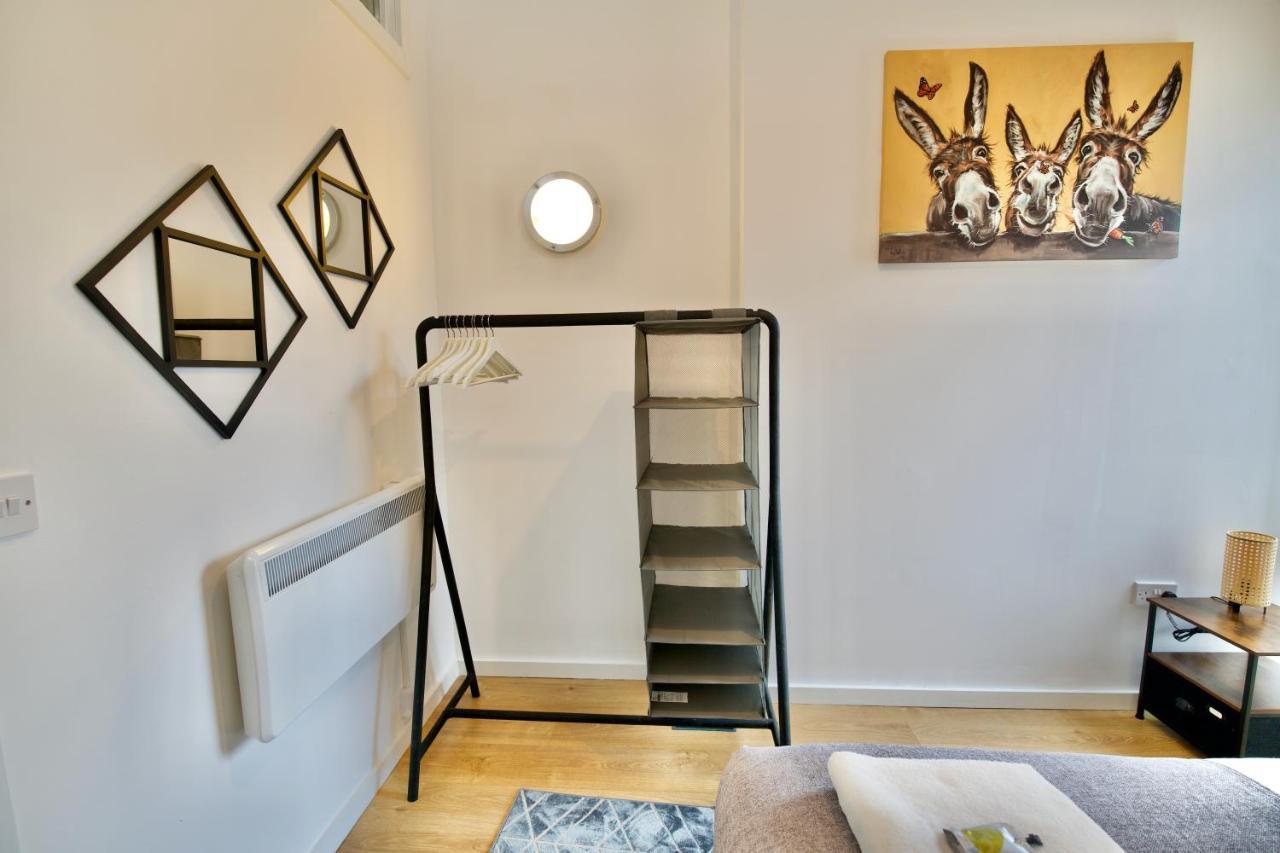 City Loft Apartment Coventry Bagian luar foto