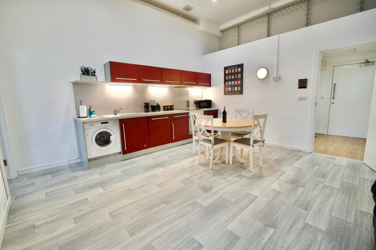 City Loft Apartment Coventry Bagian luar foto
