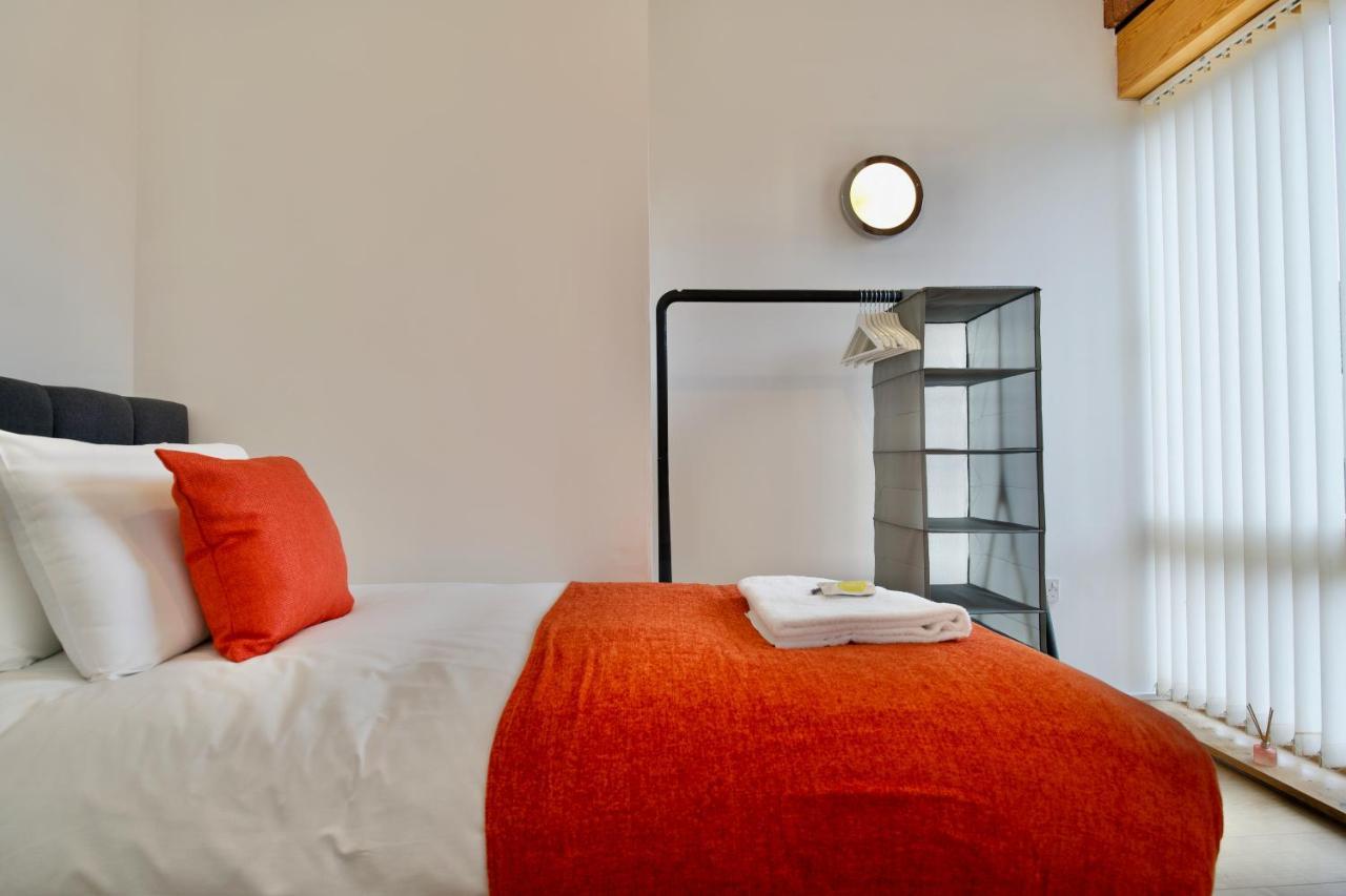 City Loft Apartment Coventry Bagian luar foto
